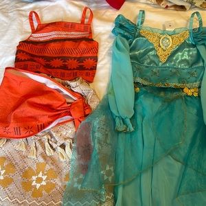 Disney Store Moana and Jasmine 5/6 Costumes.